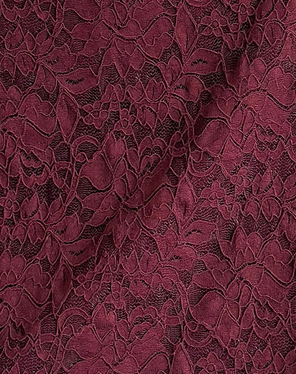 Nidya Mini Skirt in Lace Burgundy with Pink Binding